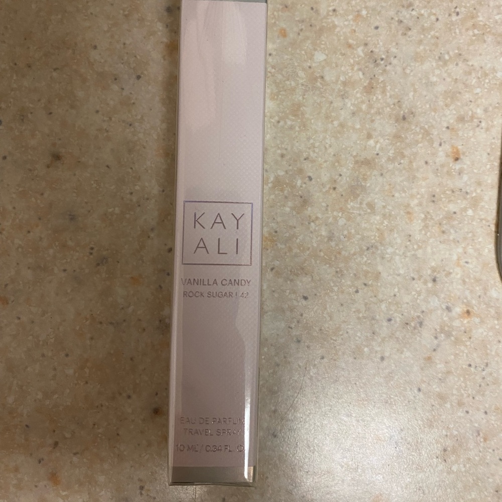 Authentic Brand New KAYALI Huda Beauty Vanilla Candy Rock Sugar Travel Spray